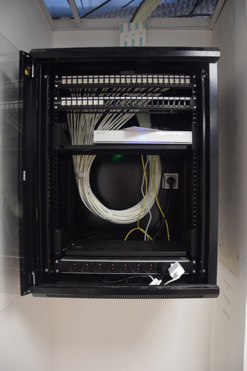 Installation d'un réseau informatique pour des bureaux à Cenon